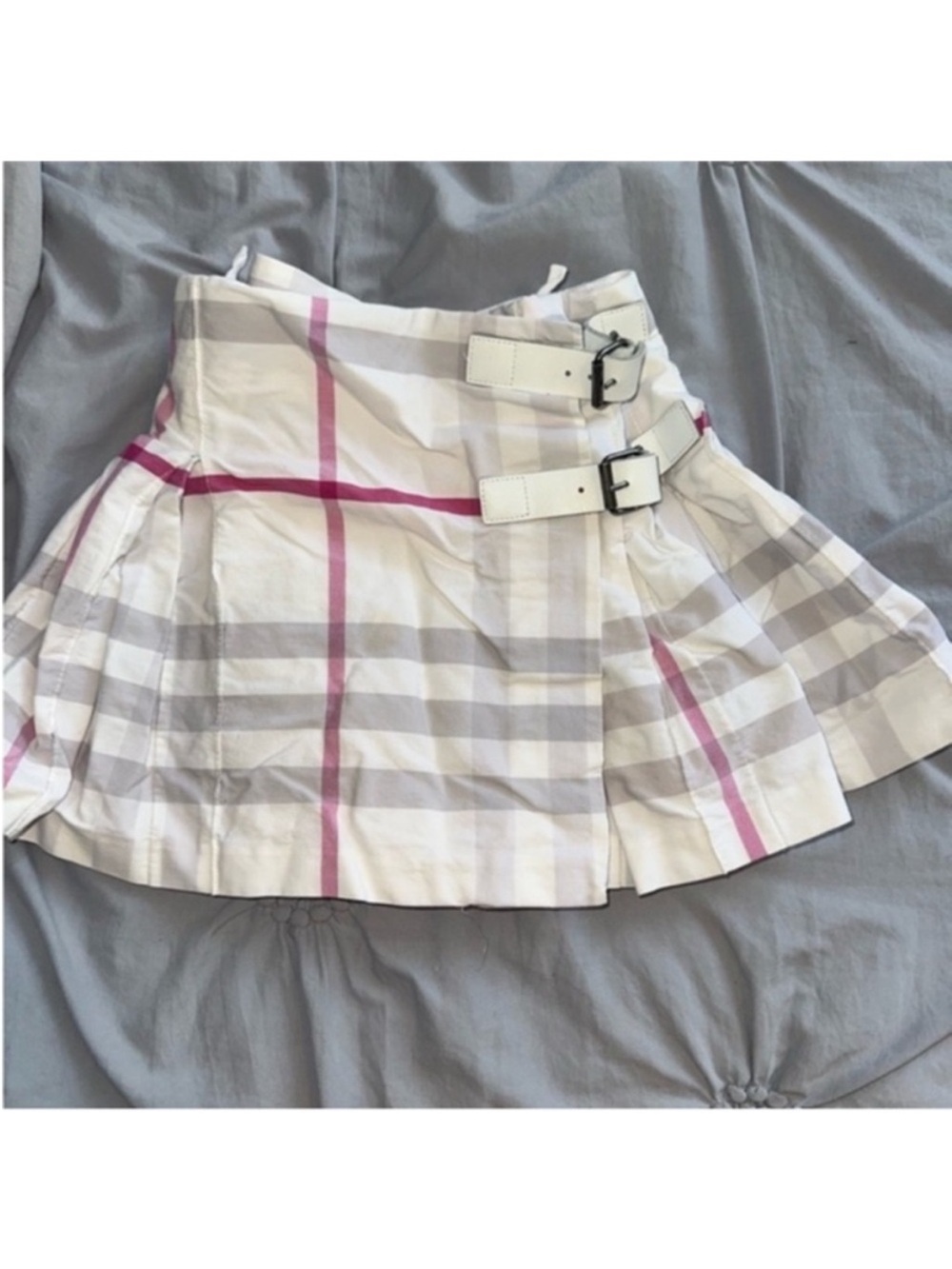 Burberry White Plaid Pleated Skirt with Pink Accents